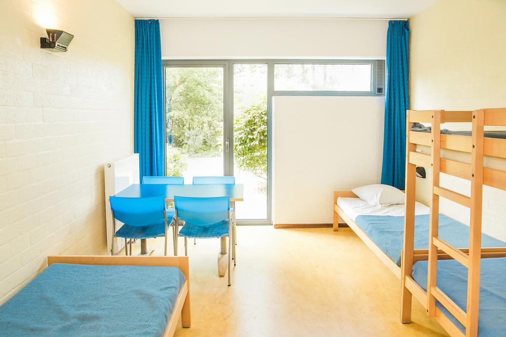 Jeugdherberg De Peerdevisser オーストダインケルケ エクステリア 写真